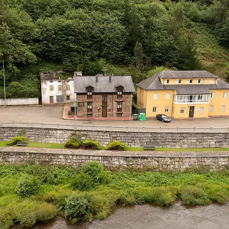 Turisticos A Estacion