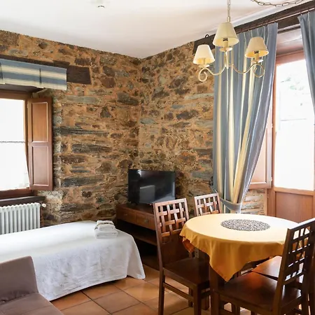 公寓 Turisticos A Estacion *