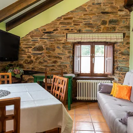 Turisticos A Estacion 公寓 A Pontenova